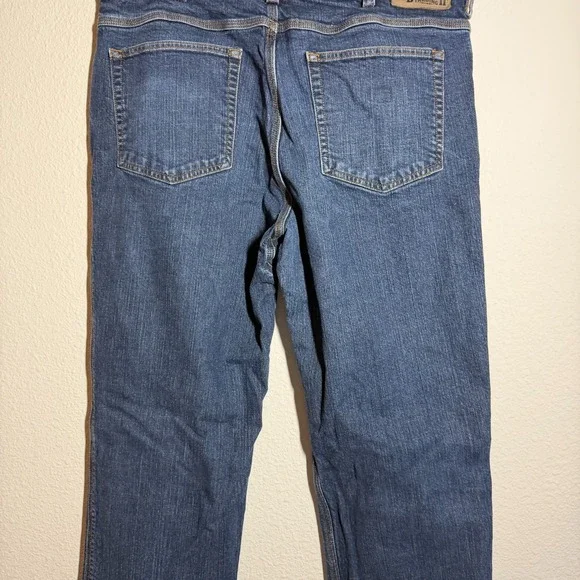 Duluth Trading Co Flex Ballroom Jeans Men 37 Blue Denim Straight Leg Relaxed Fit - Picture 9 of 12